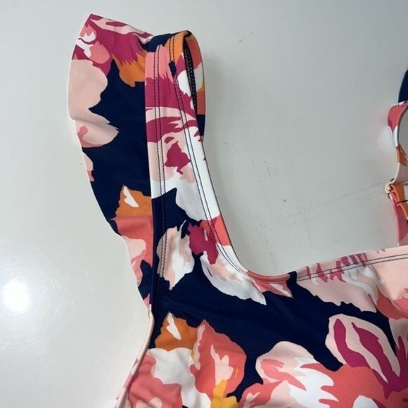 Kona Sol Full Coverage Floral Print One Piece Swimsuit Womens Size 18 NWT - Picture 3 of 9